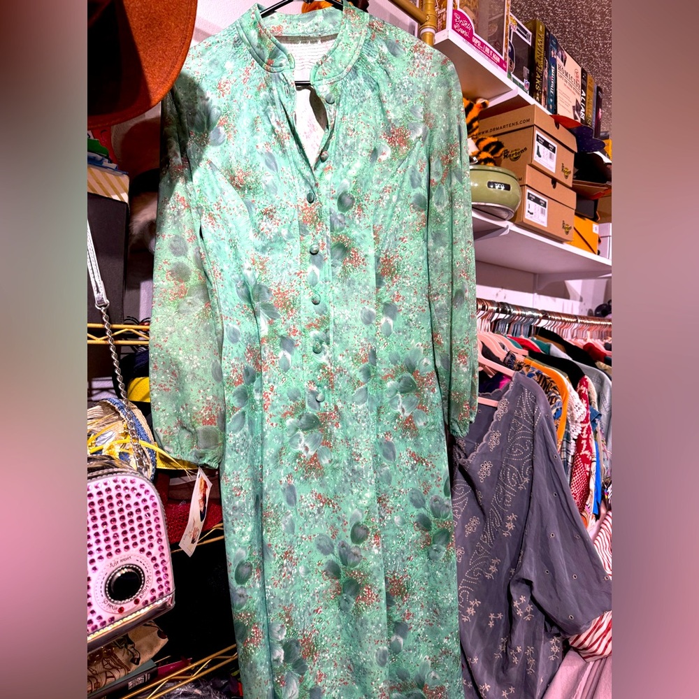 302 // vintage 70s poly secretary dress // 18" ptp